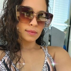 Meet your Posher, Carmen